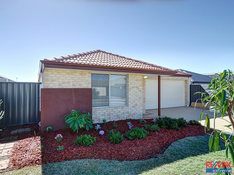 34 Montane Turn, Banksia Grove WA 6031