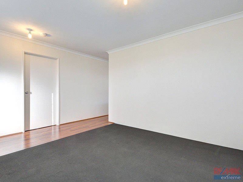 45 Splendens Avenue, Banksia Grove WA 6031