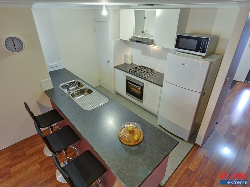 45 Splendens Avenue, Banksia Grove WA 6031