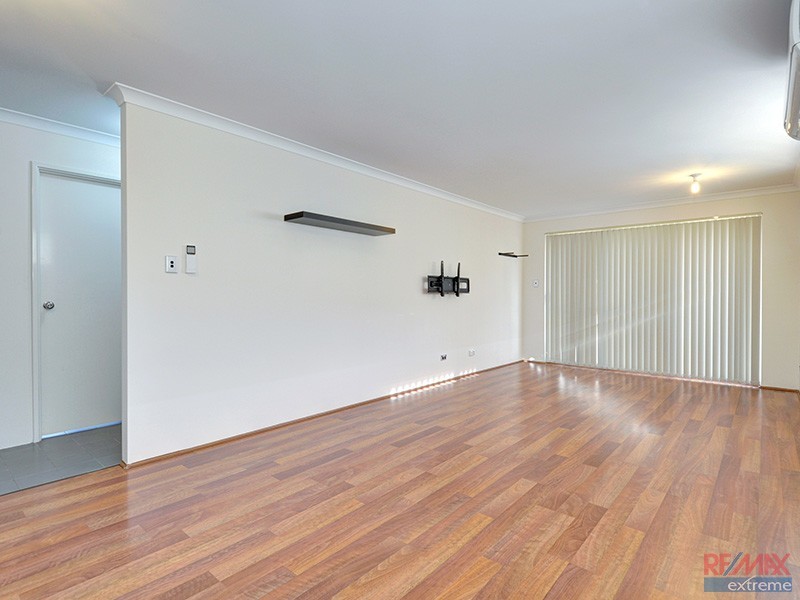 45 Splendens Avenue, Banksia Grove WA 6031