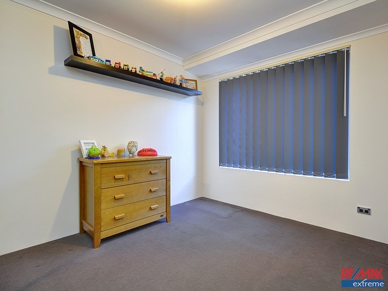 45 Splendens Avenue, Banksia Grove WA 6031