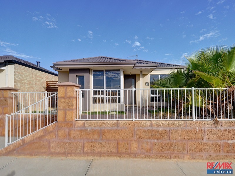 45 Splendens Avenue, Banksia Grove WA 6031