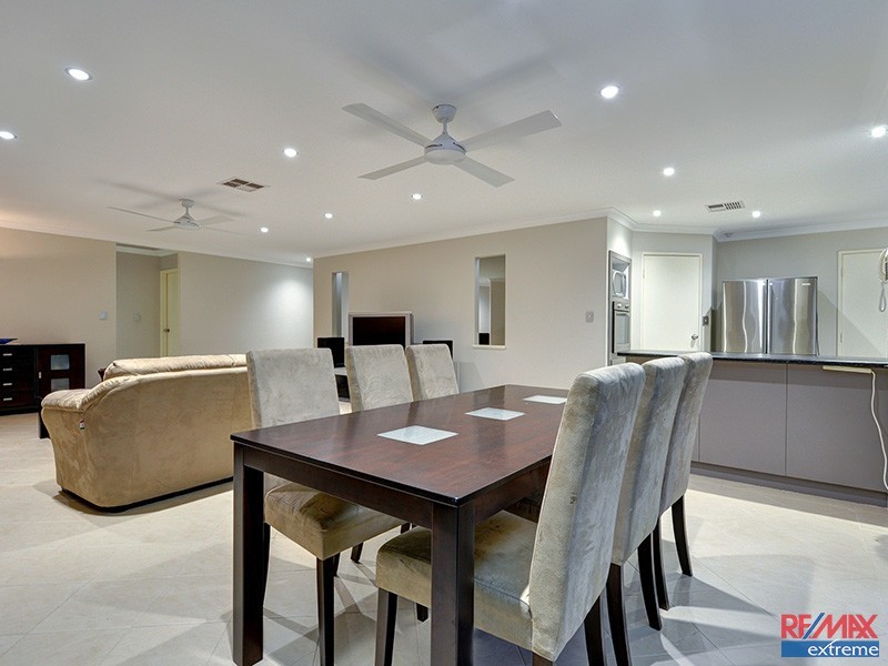 15 Verona Street, Hocking WA 6065