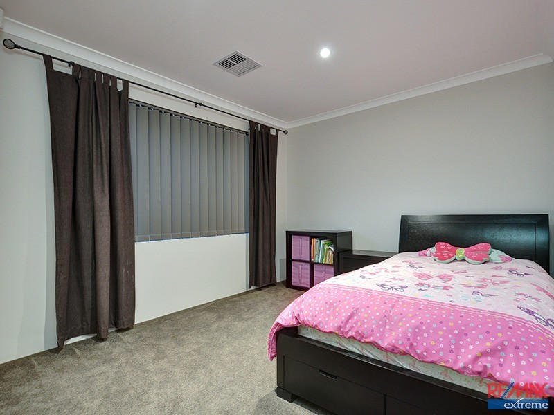 15 Verona Street, Hocking WA 6065