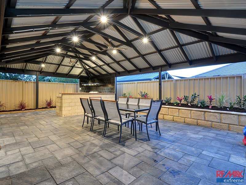 15 Verona Street, Hocking WA 6065