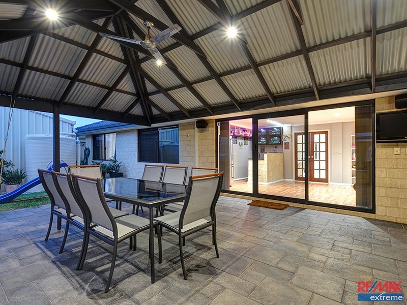 15 Verona Street, Hocking WA 6065