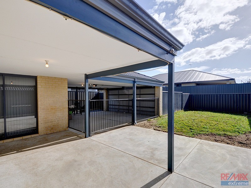 3 Blossom Way, Banksia Grove WA 6031
