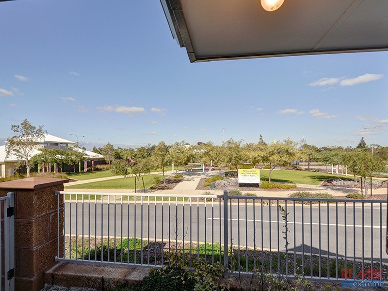 3 Blossom Way, Banksia Grove WA 6031