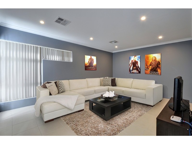 46 Echidna Street, Banksia Grove WA 6031