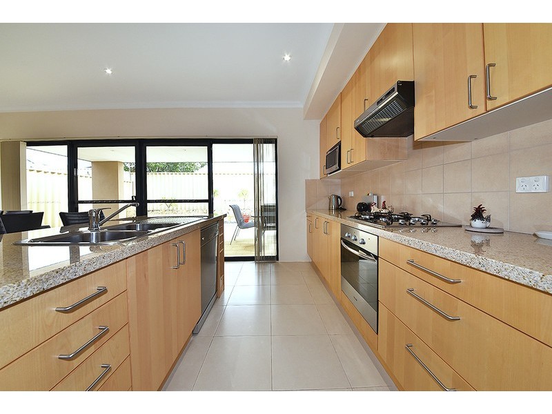 19a Bonvin Gardens, Tapping WA 6065