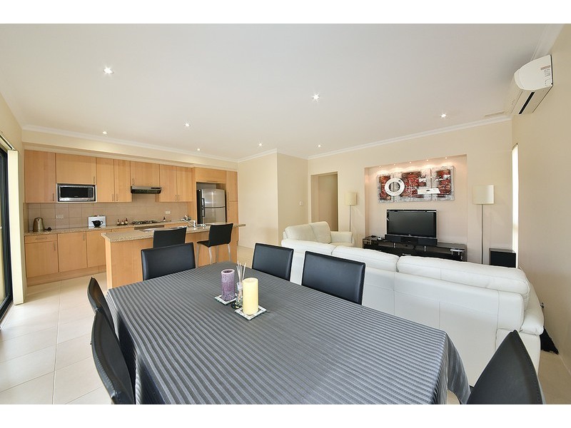 19a Bonvin Gardens, Tapping WA 6065