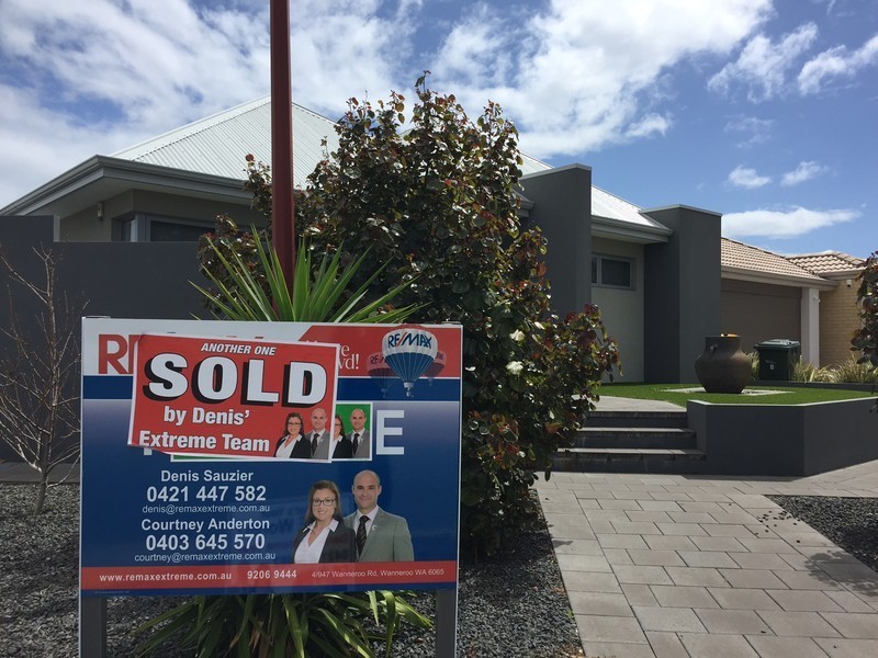 1 Voyager Link, Pearsall WA 6065