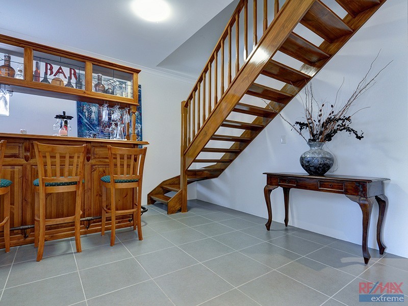 1 Voyager Link, Pearsall WA 6065