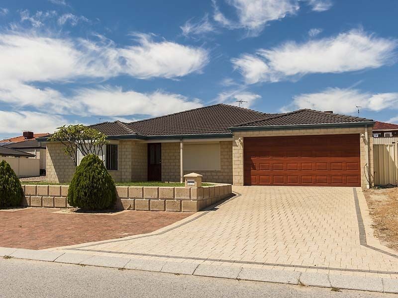 14 Anfield Parade, Hocking WA 6065