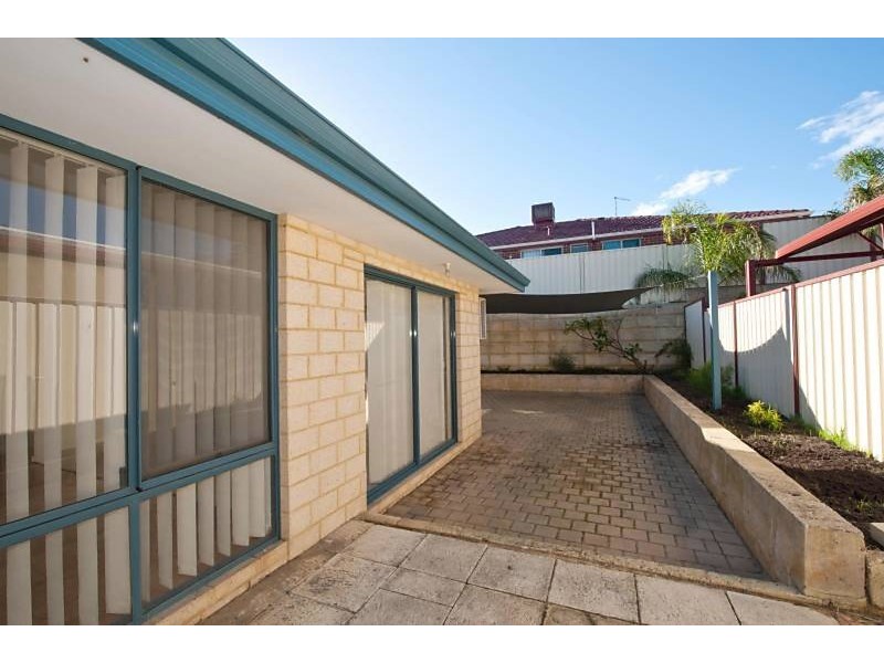 14 Anfield Parade, Hocking WA 6065