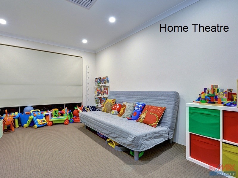 7 Chucklebud Street, Banksia Grove WA 6031