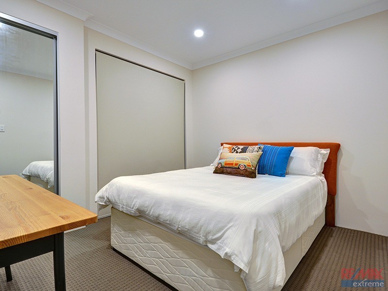 7 Chucklebud Street, Banksia Grove WA 6031