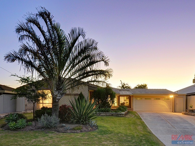 11 Wattle Mews, Hocking WA 6065