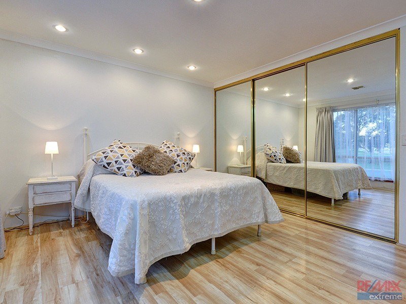 11 Wattle Mews, Hocking WA 6065