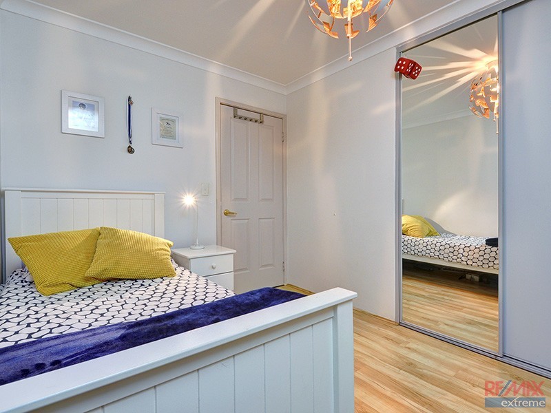 11 Wattle Mews, Hocking WA 6065