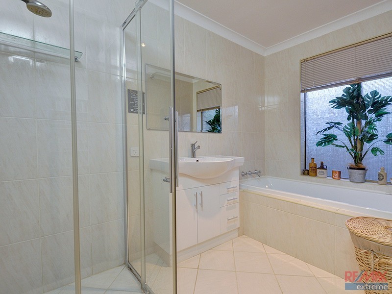 11 Wattle Mews, Hocking WA 6065