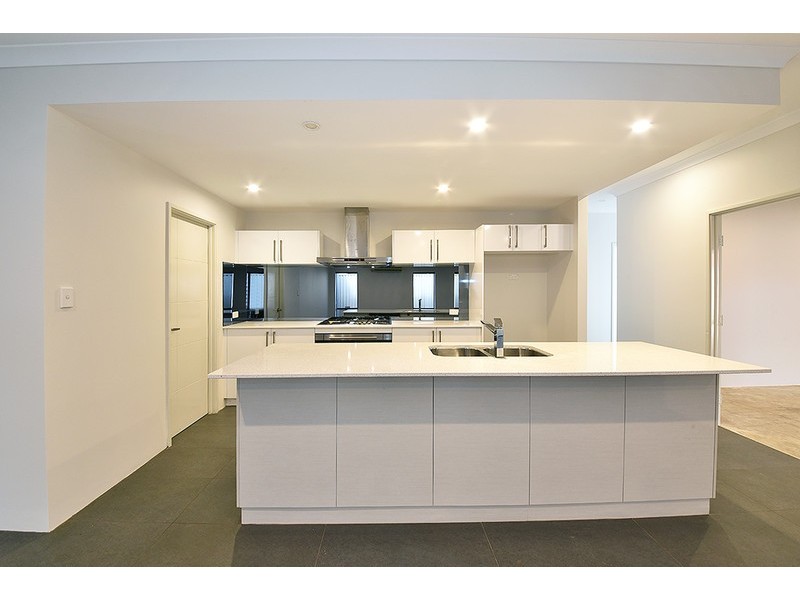 12 Dietes View, Sinagra WA 6065