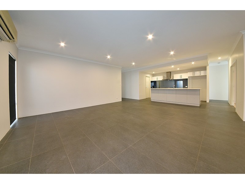 12 Dietes View, Sinagra WA 6065