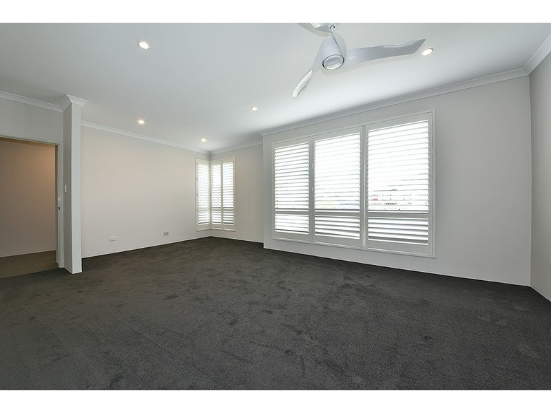 12 Dietes View, Sinagra WA 6065