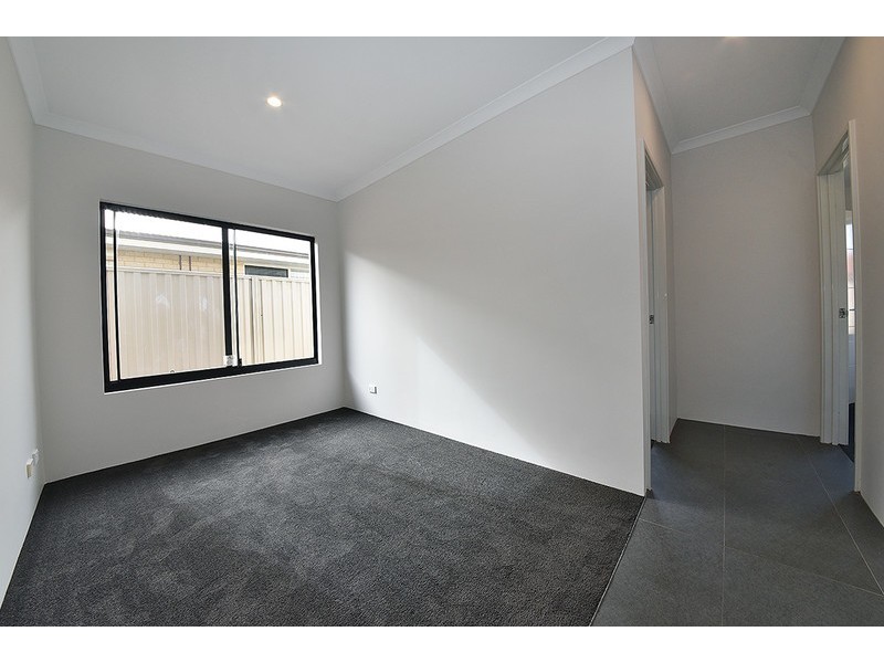 12 Dietes View, Sinagra WA 6065