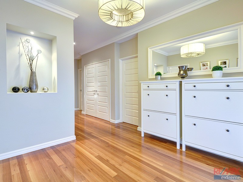 5 Dunedin Chase, Hocking WA 6065