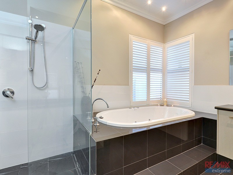 5 Dunedin Chase, Hocking WA 6065