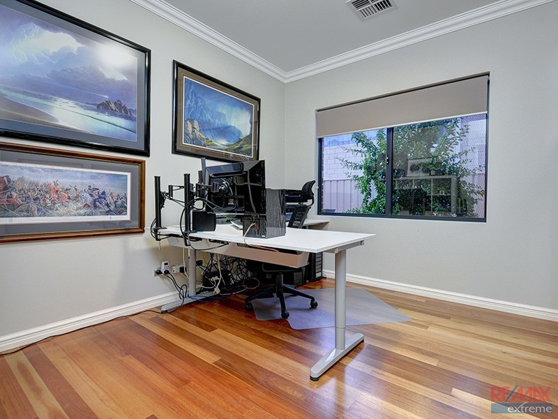 5 Dunedin Chase, Hocking WA 6065