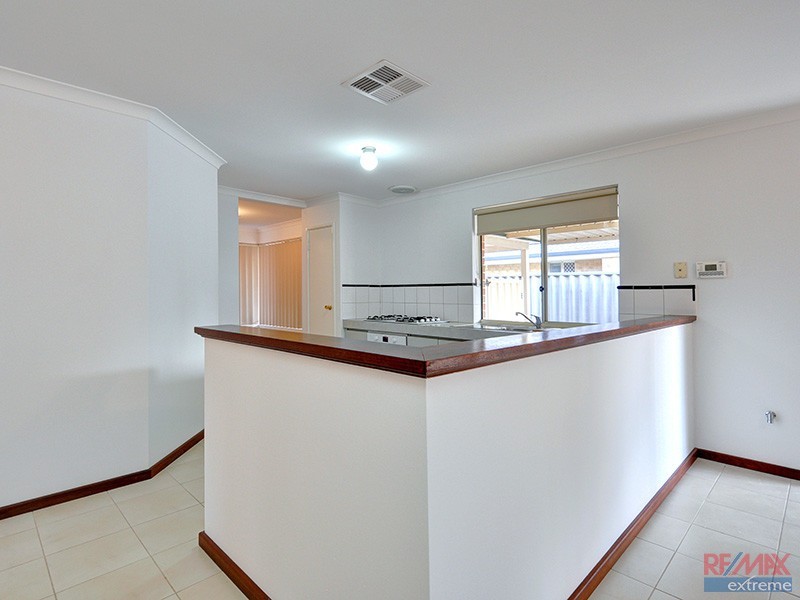 28 Eastleigh Loop, Currambine WA 6028