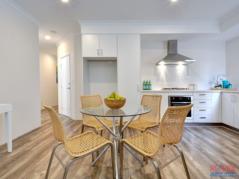 1/34 Willespie Drive, Pearsall WA 6065