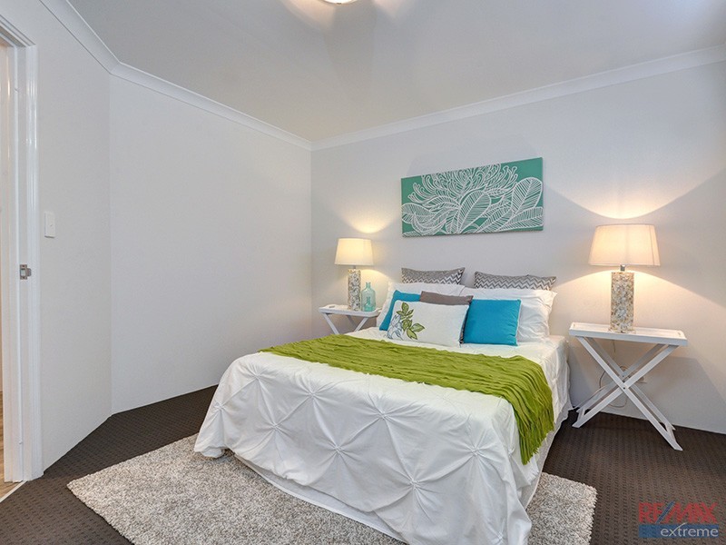 1/34 Willespie Drive, Pearsall WA 6065