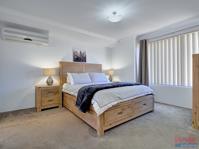 19 Verona Street, Hocking WA 6065