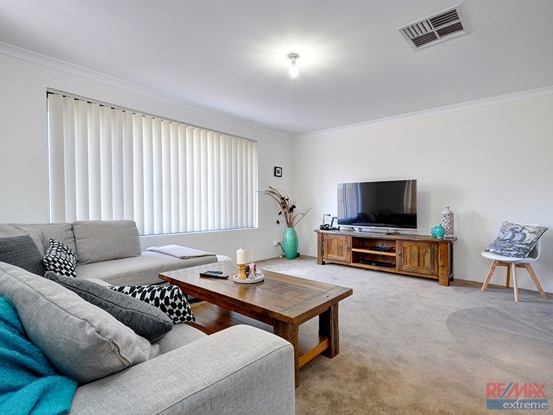 19 Verona Street, Hocking WA 6065