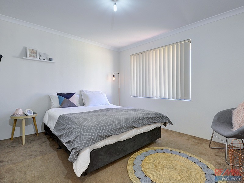 19 Verona Street, Hocking WA 6065