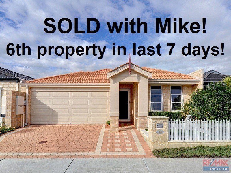 24 Strathmerton Road, Banksia Grove WA 6031