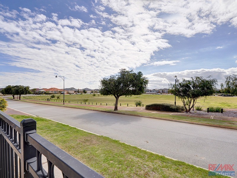 16 Strabane Green, Ridgewood WA 6030