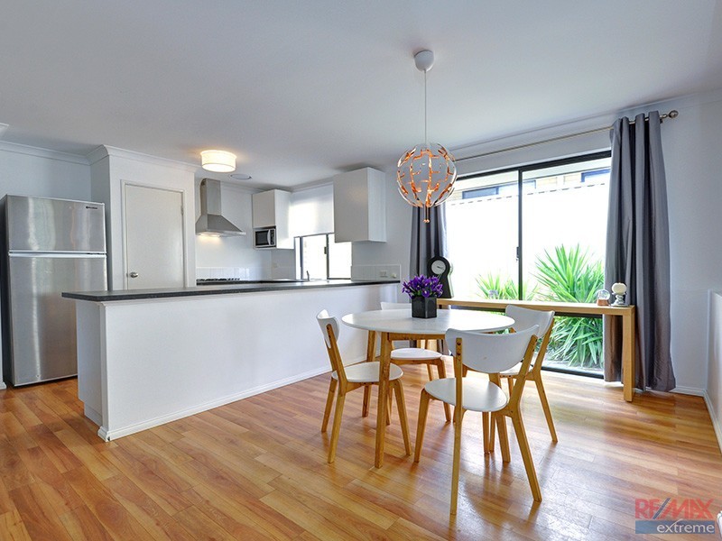 16 Strabane Green, Ridgewood WA 6030