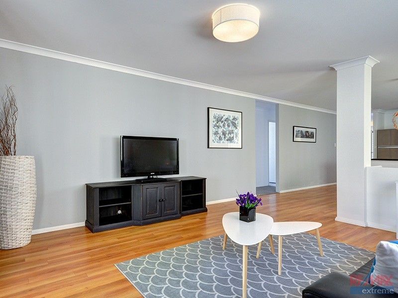 16 Strabane Green, Ridgewood WA 6030