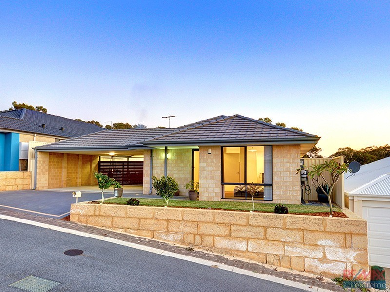 6 Fogliani Loop, Sinagra WA 6065