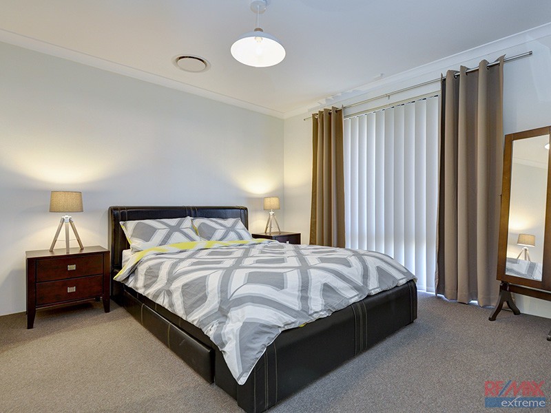6 Fogliani Loop, Sinagra WA 6065