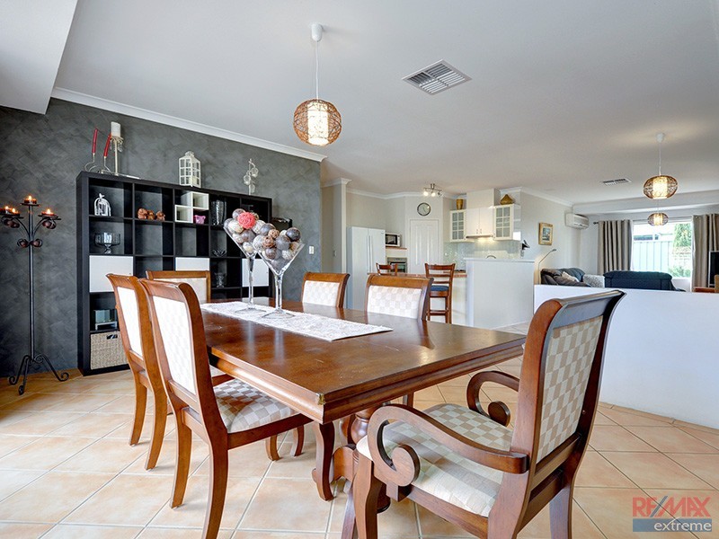 70 East Road, Pearsall WA 6065