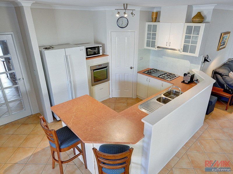 70 East Road, Pearsall WA 6065