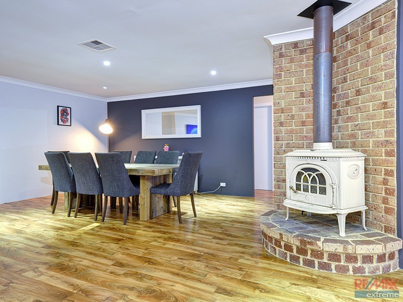 25 Halwest Way, Alexander Heights WA 6064