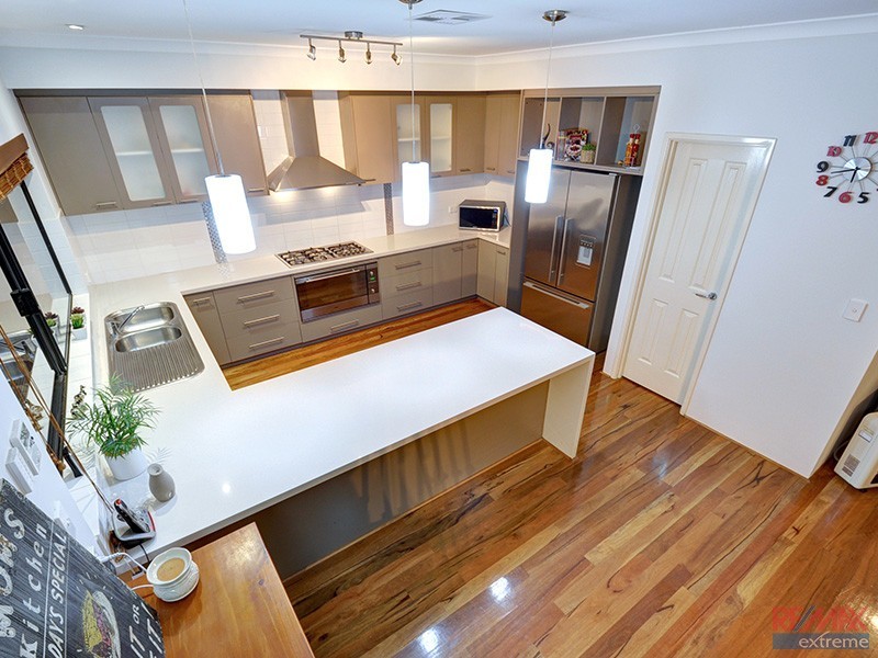 16 Phoenix Terrace, Hocking WA 6065