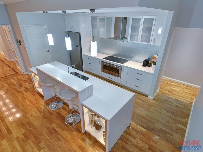 5 Geneva Heights, Hocking WA 6065