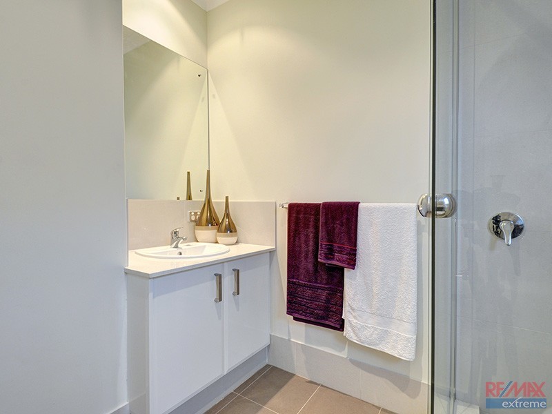 5 Geneva Heights, Hocking WA 6065